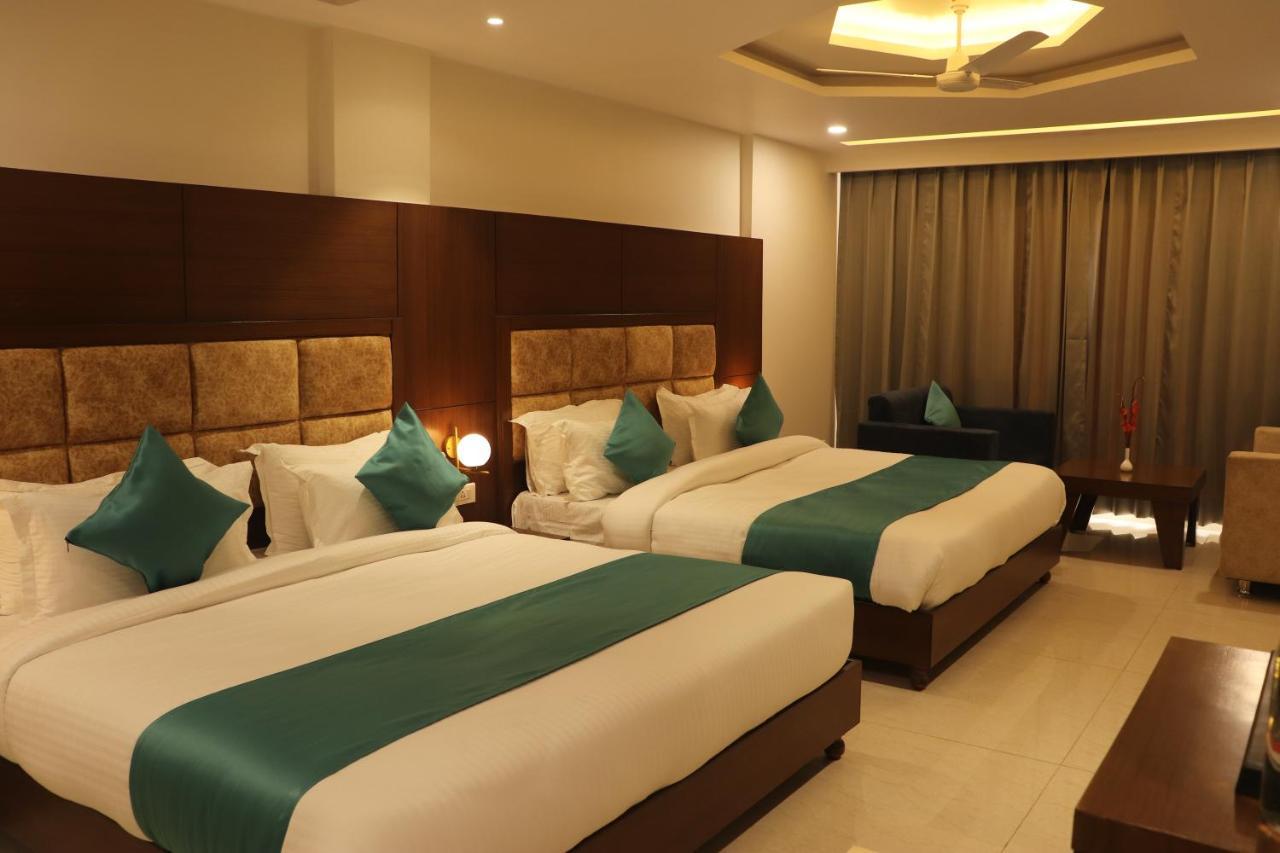רישיקש Green Hotel - Behind Parmarth Niketan מראה חיצוני תמונה