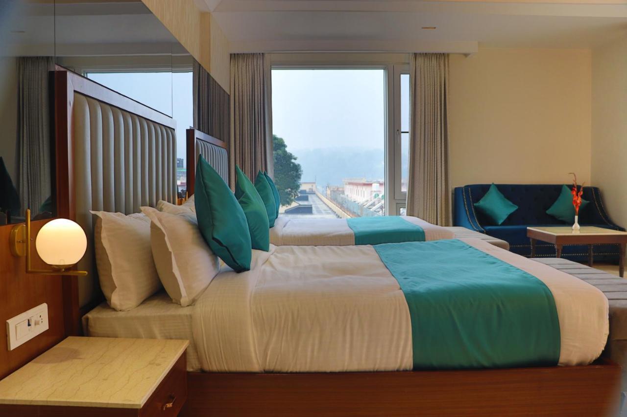 רישיקש Green Hotel - Behind Parmarth Niketan מראה חיצוני תמונה