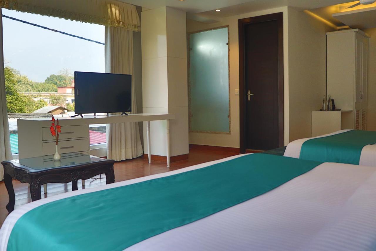 רישיקש Green Hotel - Behind Parmarth Niketan מראה חיצוני תמונה