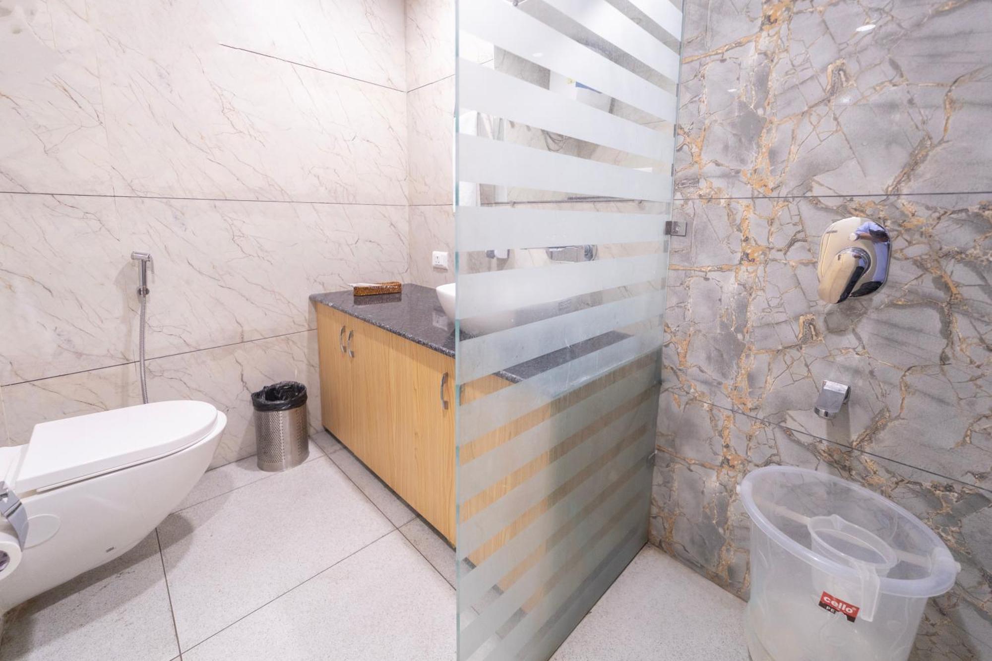 רישיקש Green Hotel - Behind Parmarth Niketan מראה חיצוני תמונה