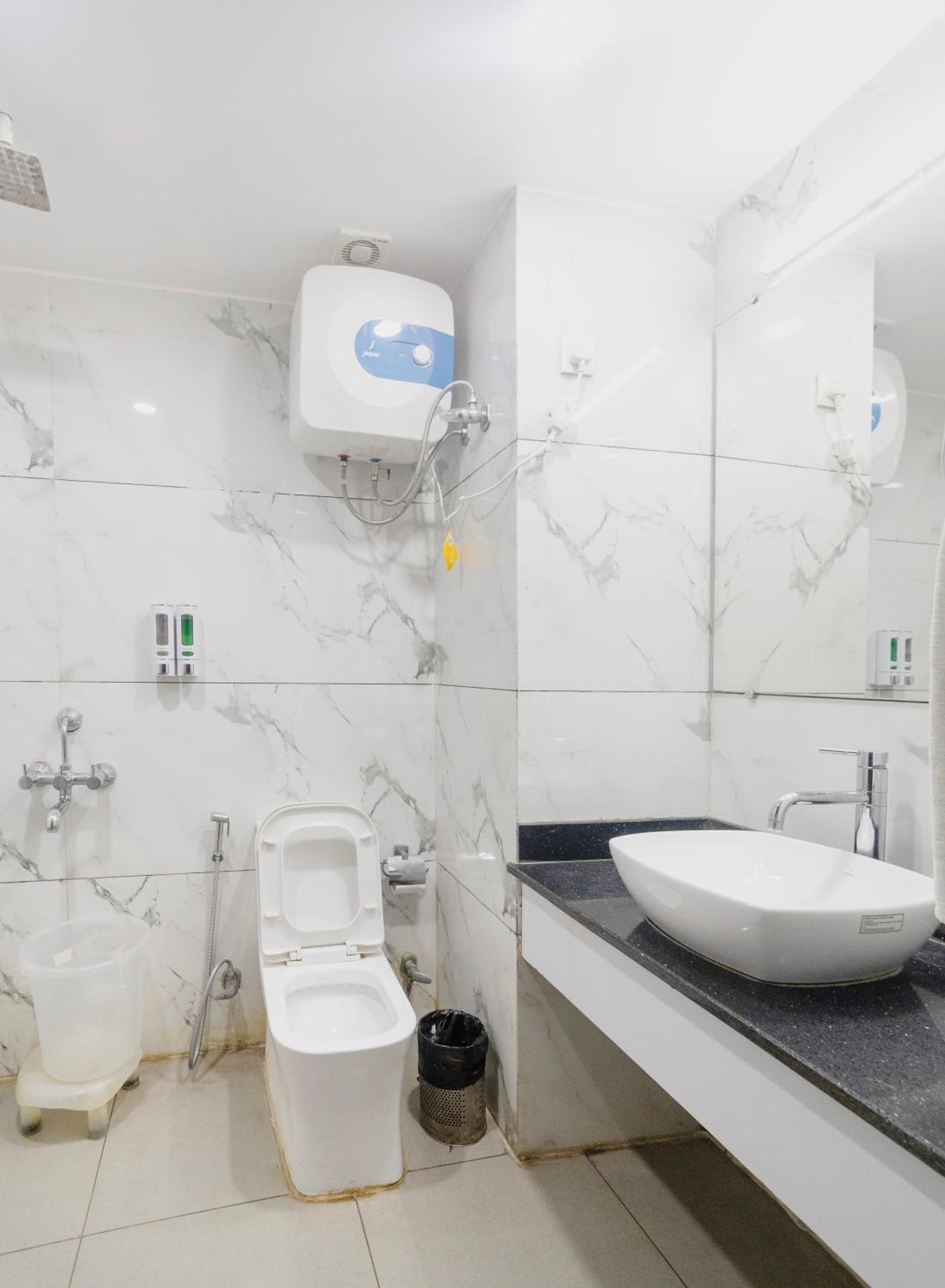 רישיקש Green Hotel - Behind Parmarth Niketan מראה חיצוני תמונה