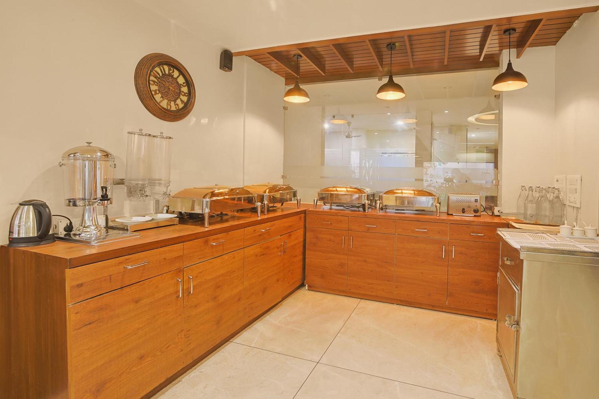 רישיקש Green Hotel - Behind Parmarth Niketan מראה חיצוני תמונה